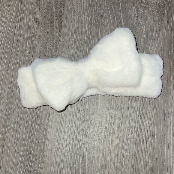 White Bow Headband Hair Accessory - Picture 3 of 4